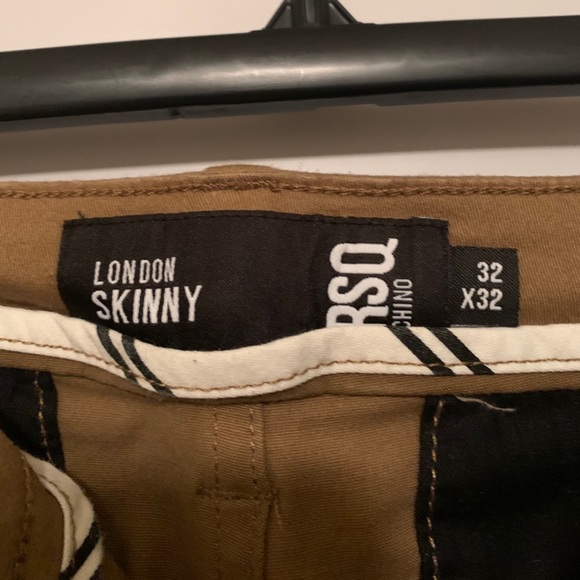 Casual khaki pants-NWOT - Picture 2 of 2